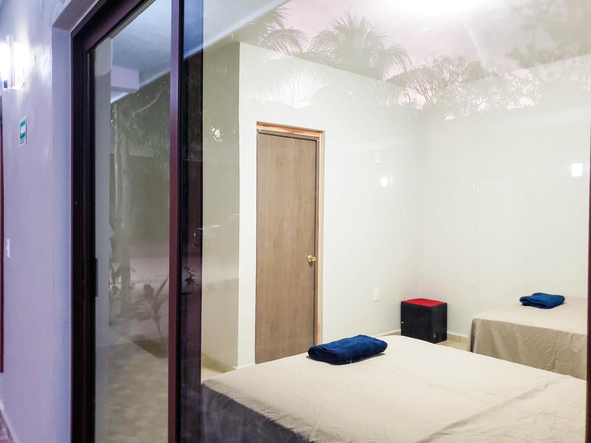 Hotel Blue Turtle バカラル エクステリア 写真